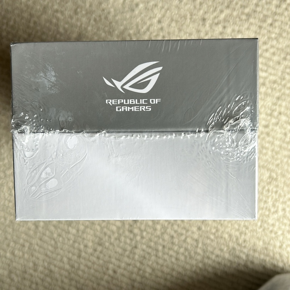Brand New - ASUS ROG ALLY 7" Touch Gaming Console - Picture 4 of 5